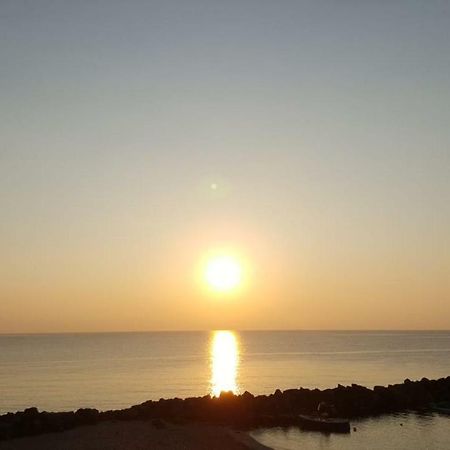 Teddu B&B Giardini Naxos Luaran gambar