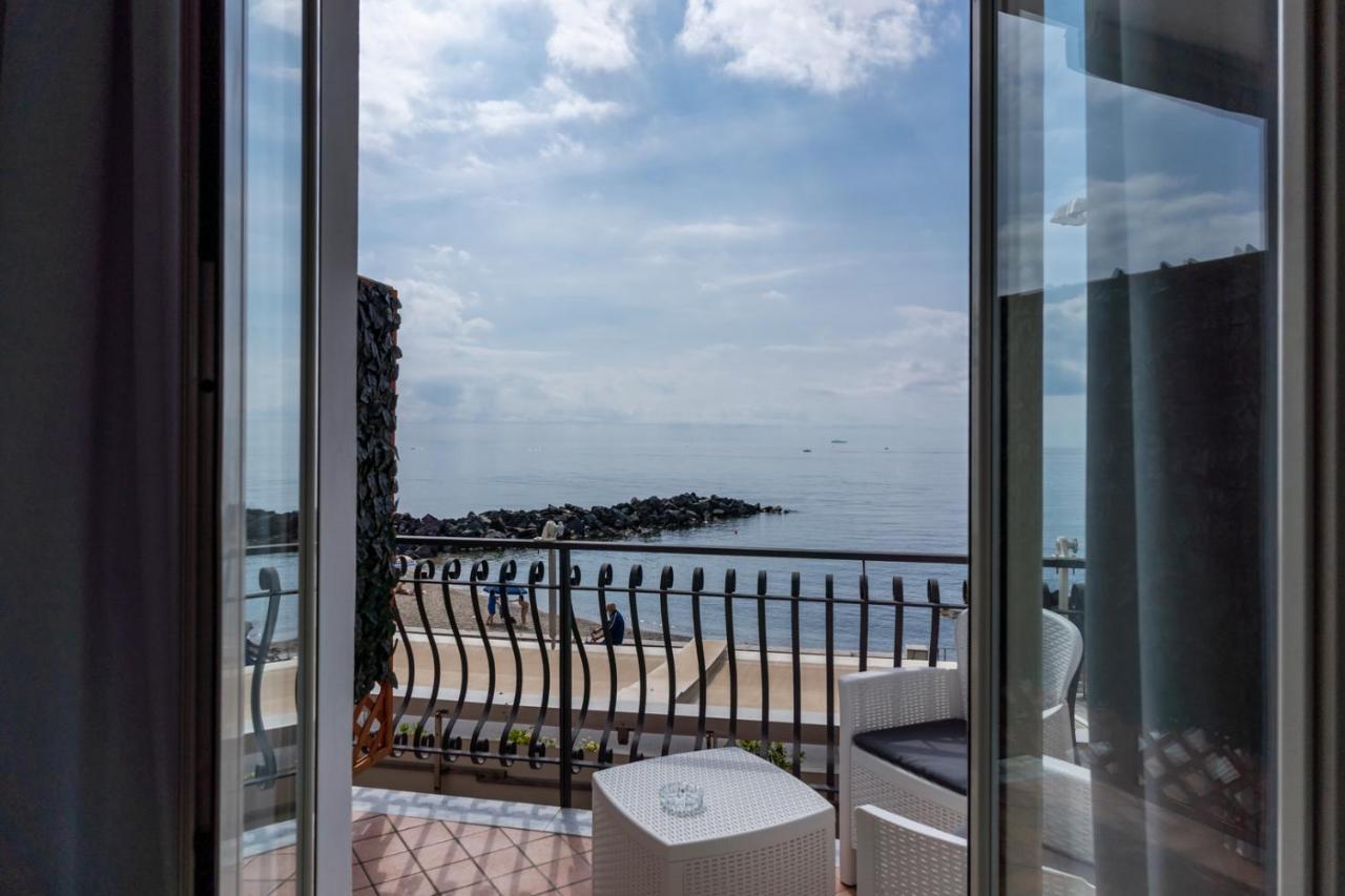 Teddu B&B Giardini Naxos Luaran gambar