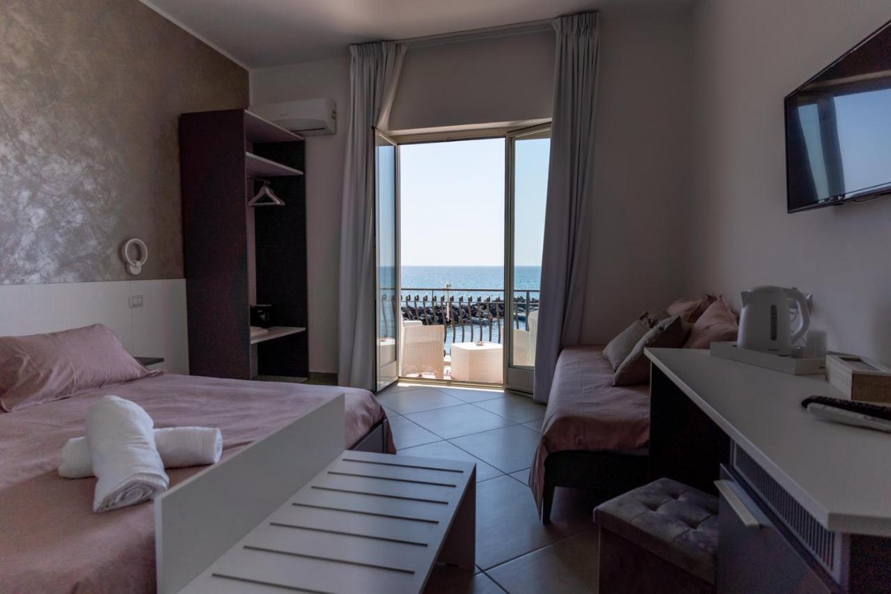 Teddu B&B Giardini Naxos Luaran gambar